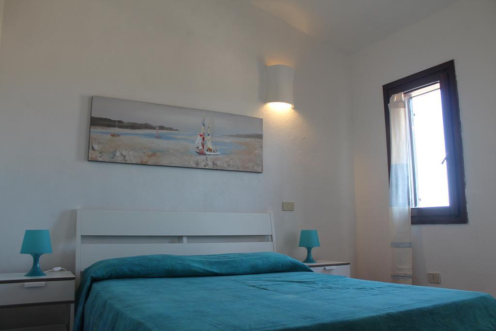 Apartamento La Marmorata Vacation House Santa Teresa Gallura Habitación foto